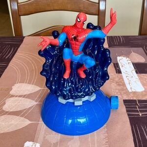 Amazing Spider-Man 9 1/2 “ Lawn Sprinkler Water Squirt Toy Marvel Imperial 2009